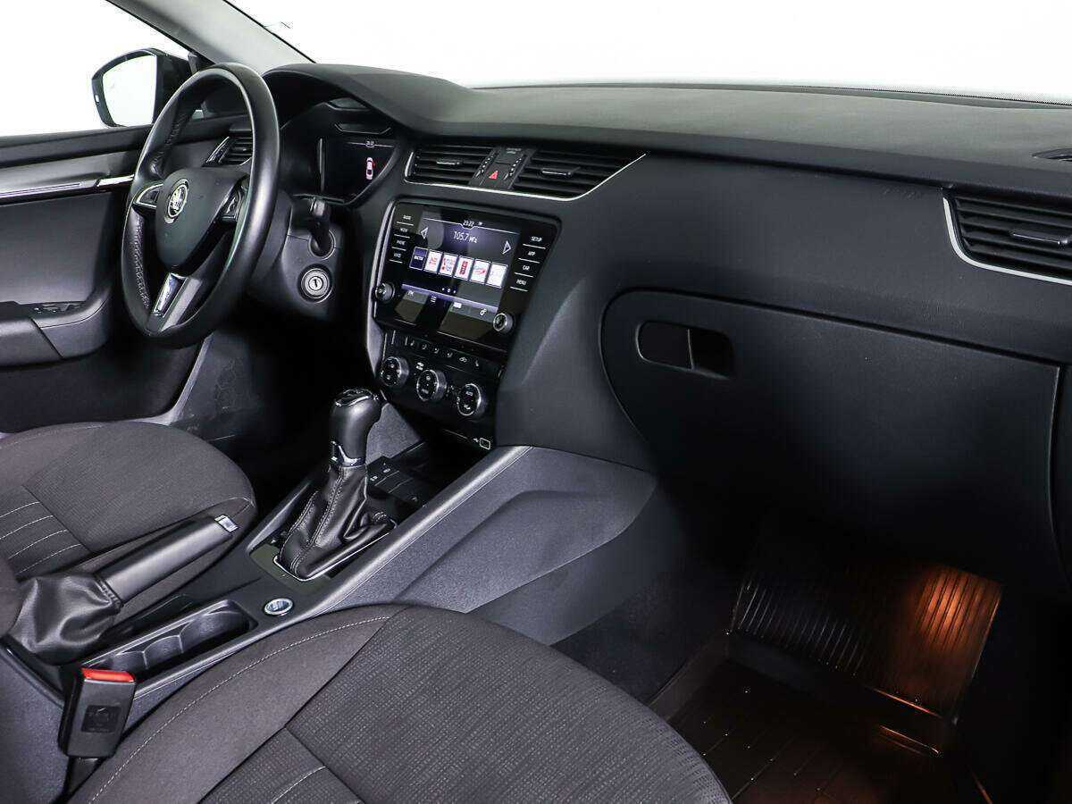 Skoda Octavia 2019 года с пробегом. Фото: #8