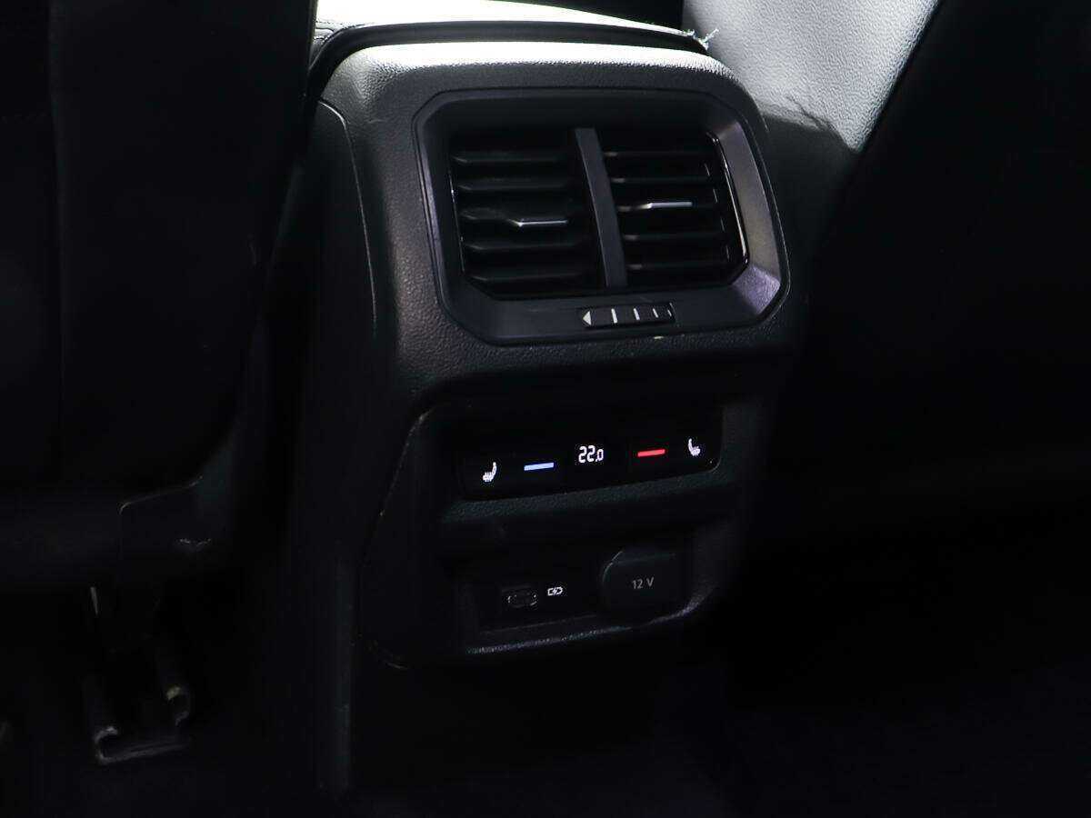 Volkswagen Tiguan 2018 года с пробегом. Фото: #21