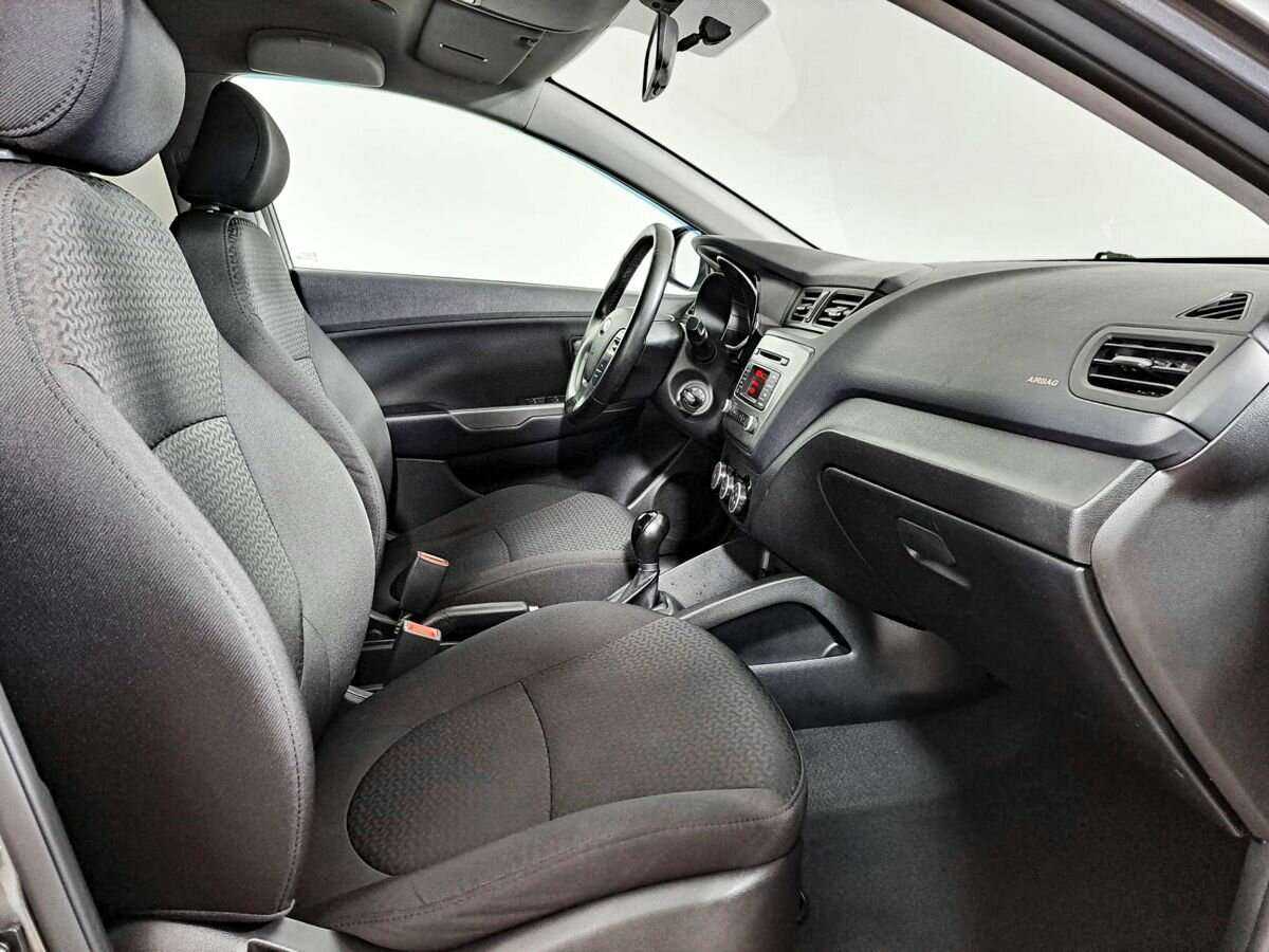 Kia Rio 2017 года с пробегом. Фото: #6