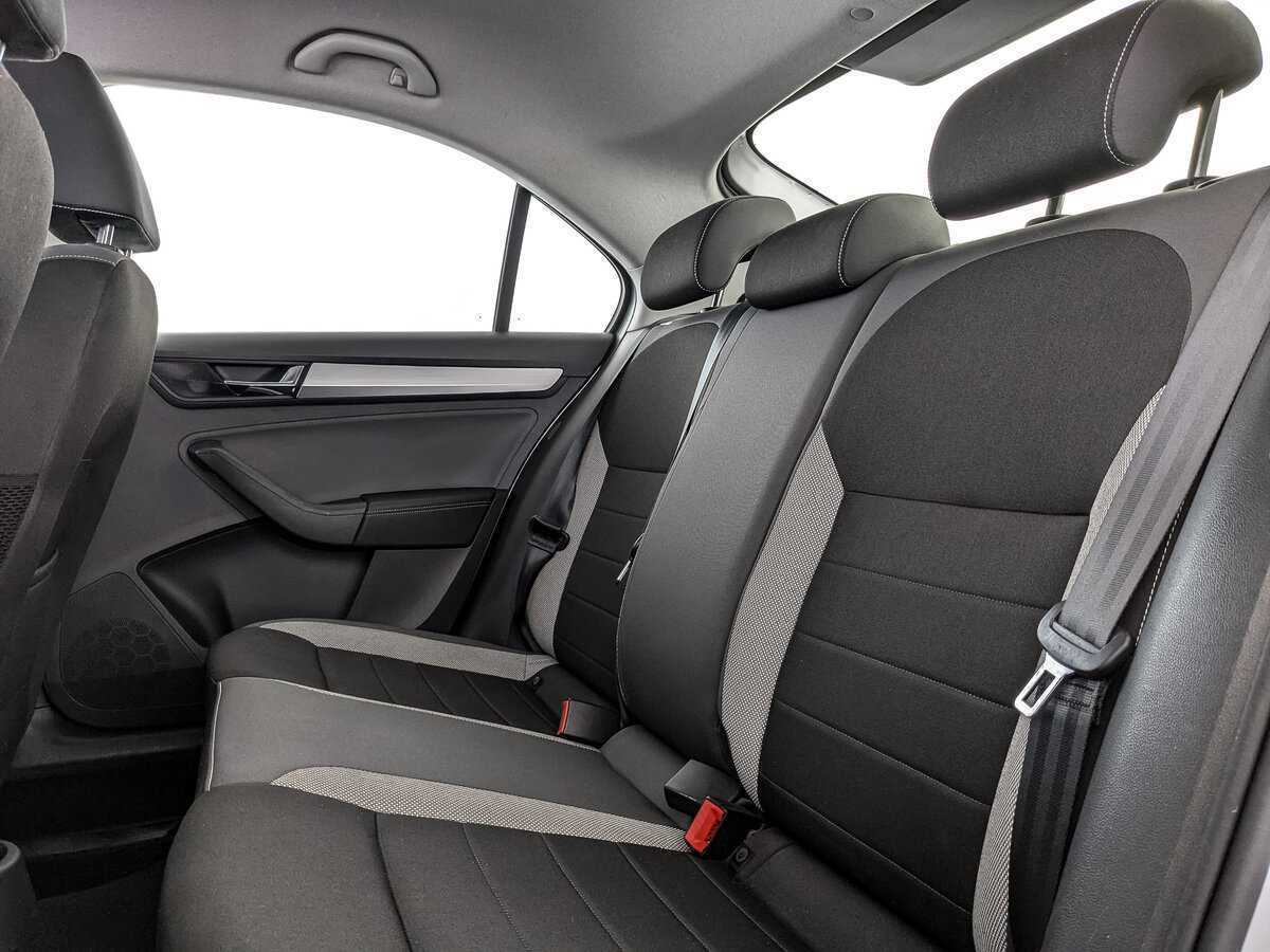 Skoda Rapid 2018 года с пробегом. Фото: #13