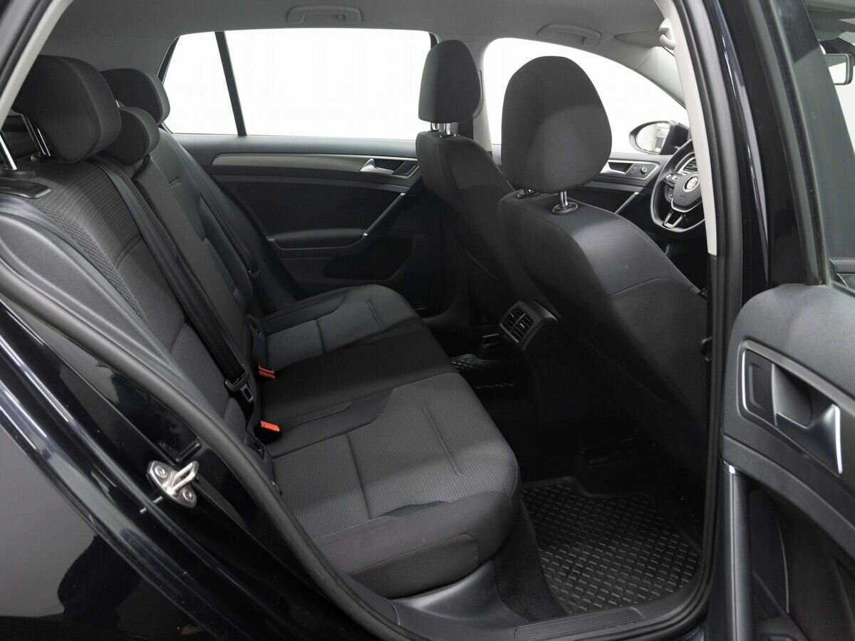 Volkswagen Golf 2013 года с пробегом. Фото: #11