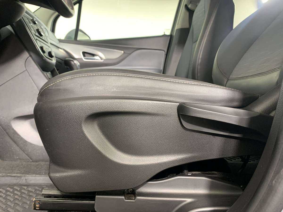 Opel Mokka 2015 года с пробегом. Фото: #12