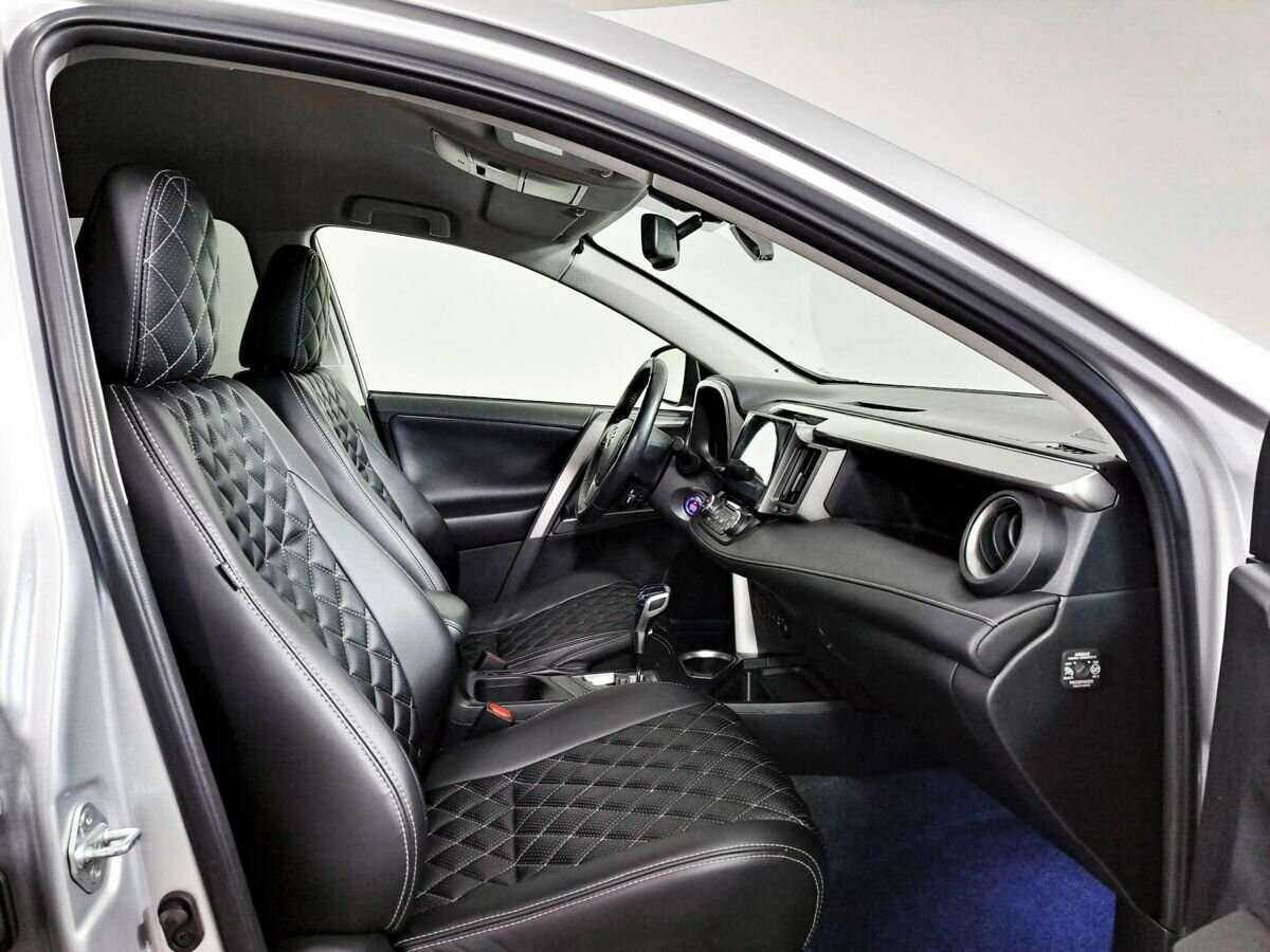 Toyota RAV4 2015 года с пробегом. Фото: #5