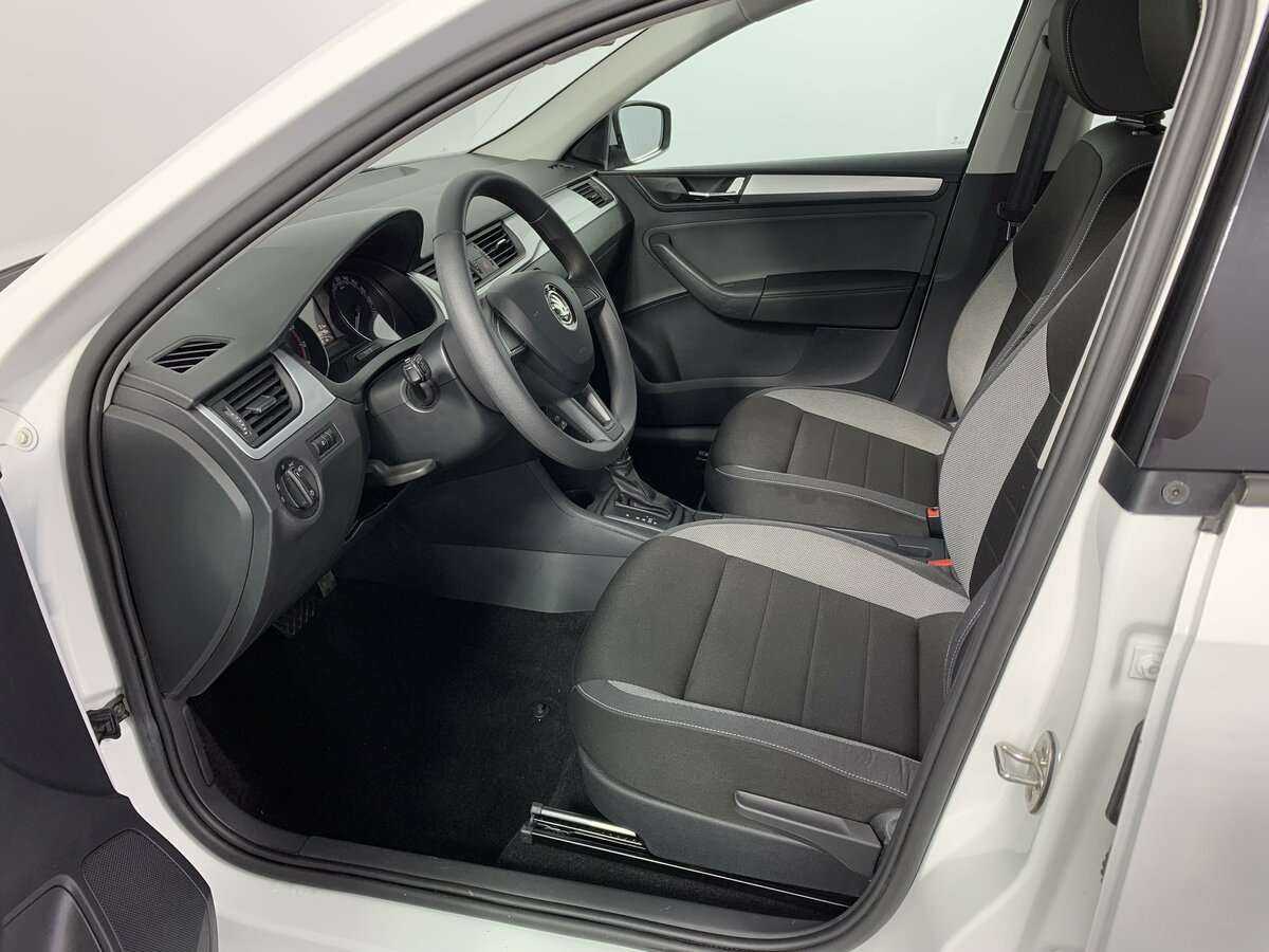 Skoda Rapid 2019 года с пробегом. Фото: #11
