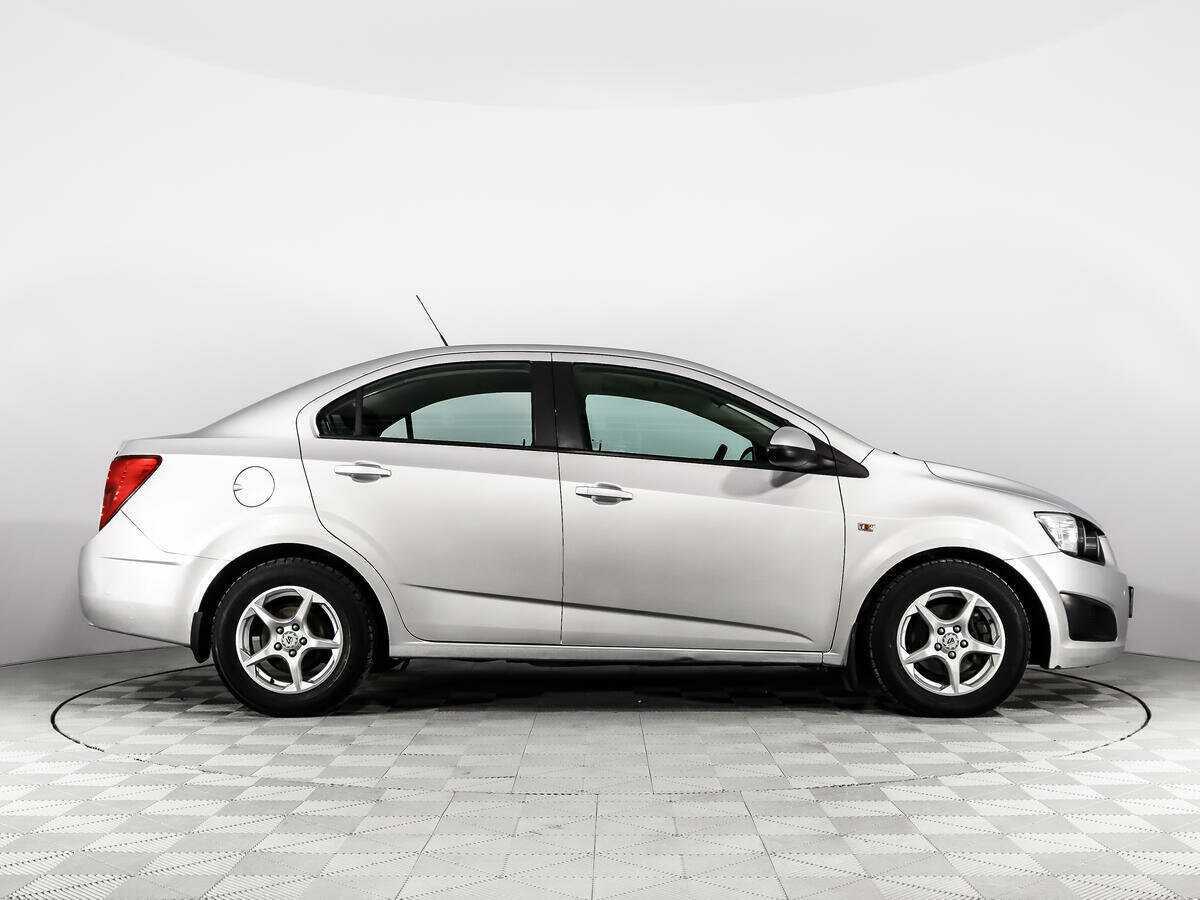 Chevrolet Aveo 2014 года с пробегом. Фото: #3