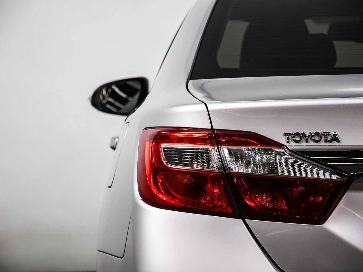 Toyota Camry 2014 года с пробегом. Фото: #13