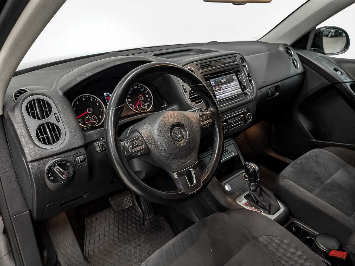 Volkswagen Tiguan 2015 года с пробегом. Фото: #14