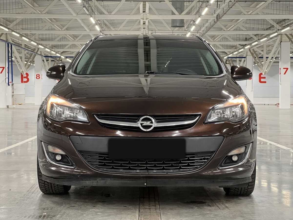 Opel Astra 2013 года с пробегом. Фото: #1
