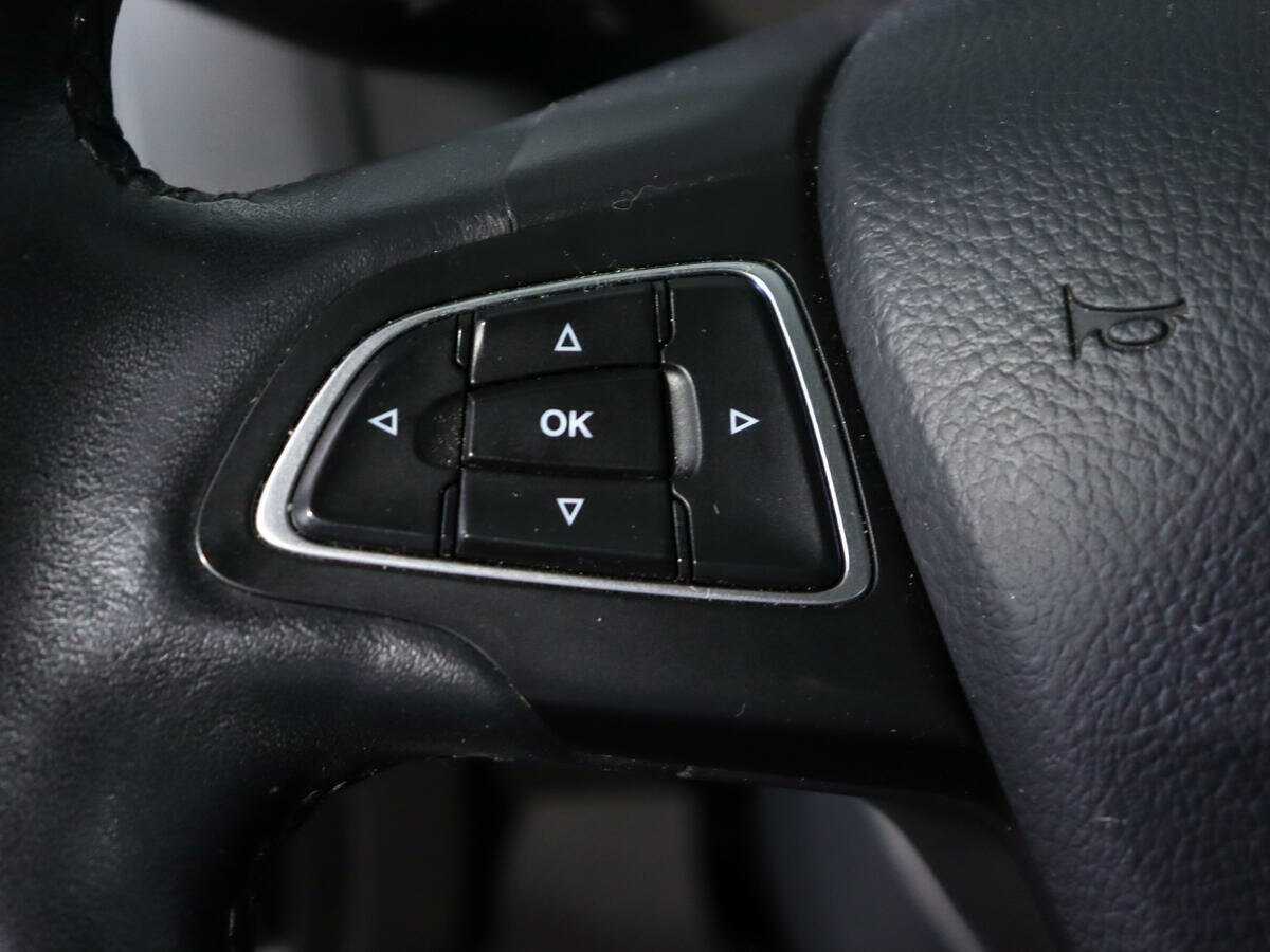 Ford Focus 2018 года с пробегом. Фото: #13