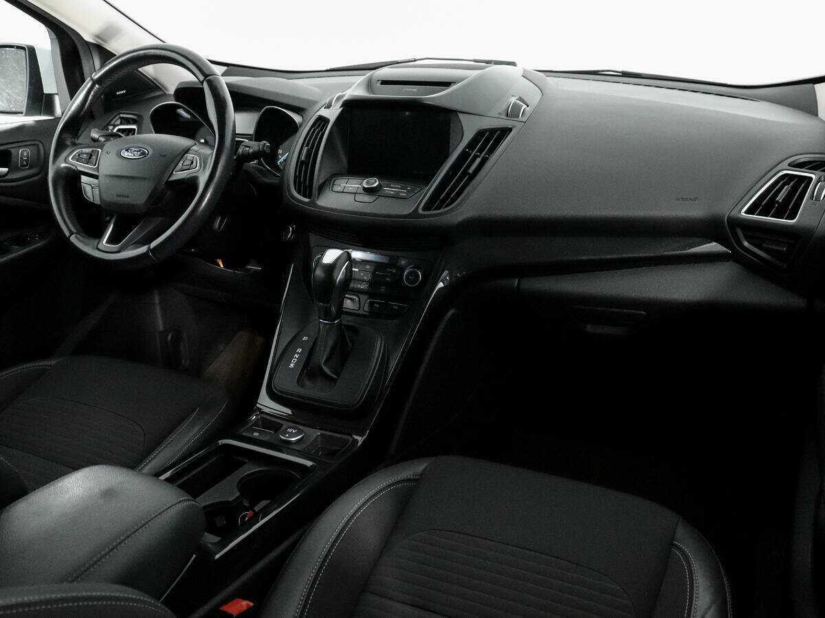Ford Kuga 2017 года с пробегом. Фото: #7