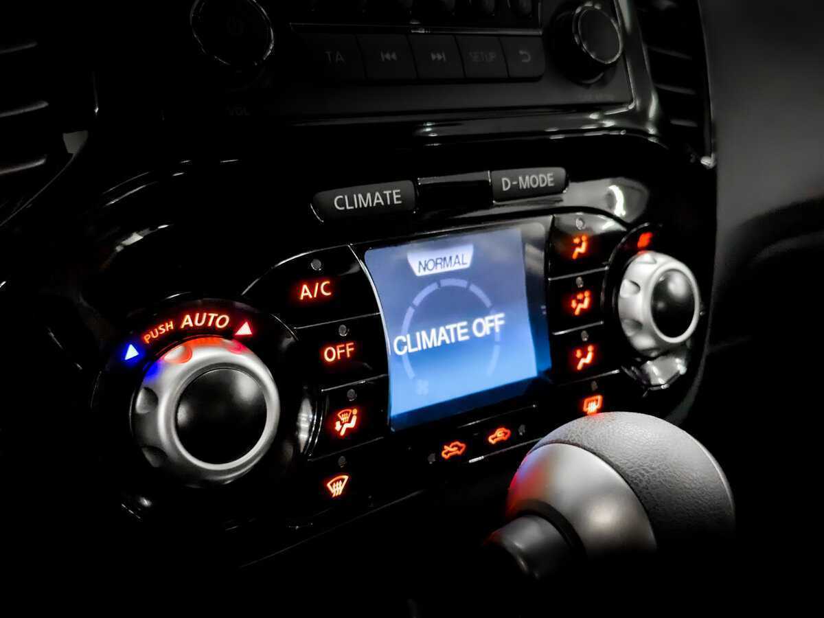 Nissan Juke 2014 года с пробегом. Фото: #24