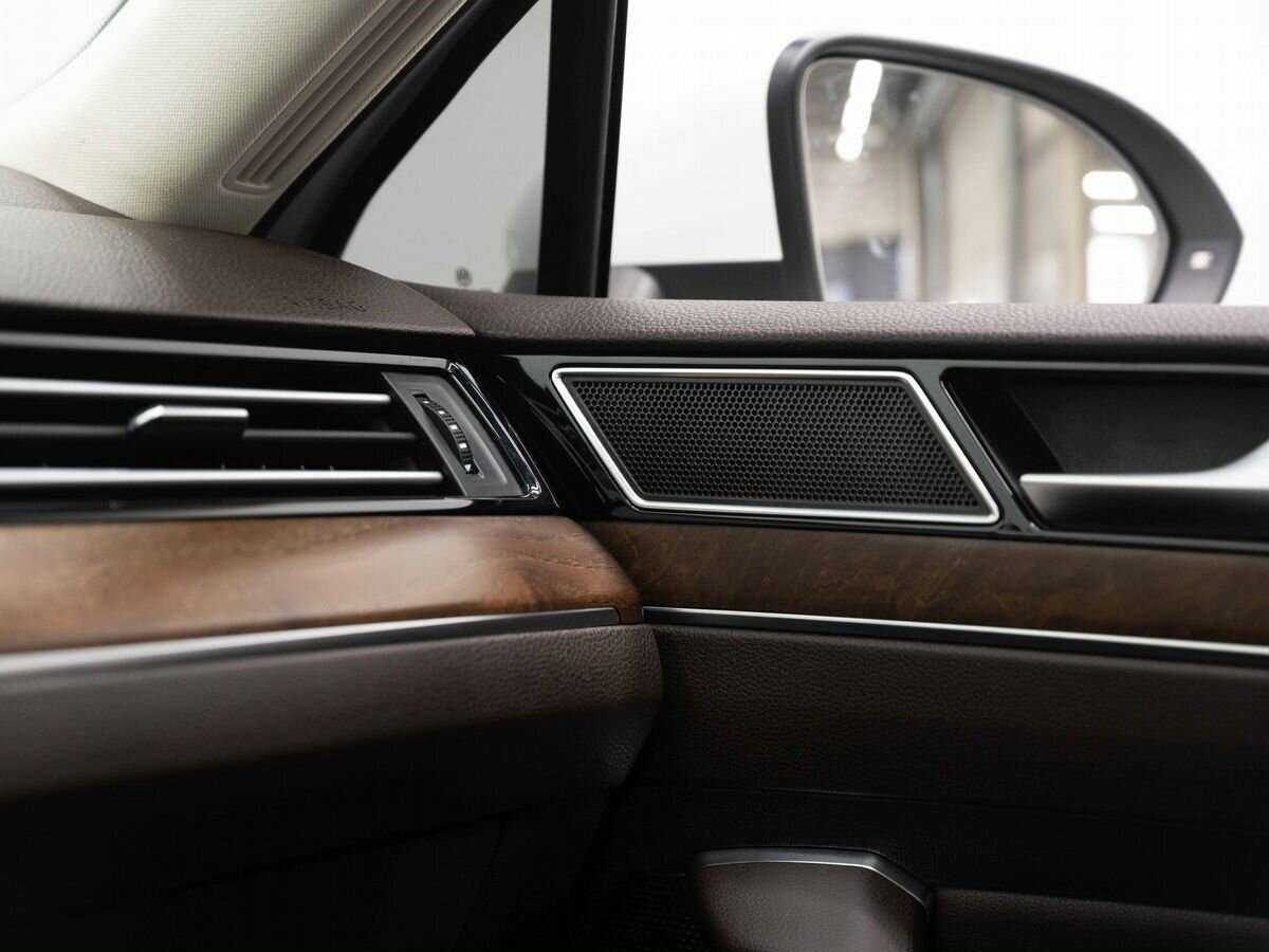 Volkswagen Passat 2016 года с пробегом. Фото: #22