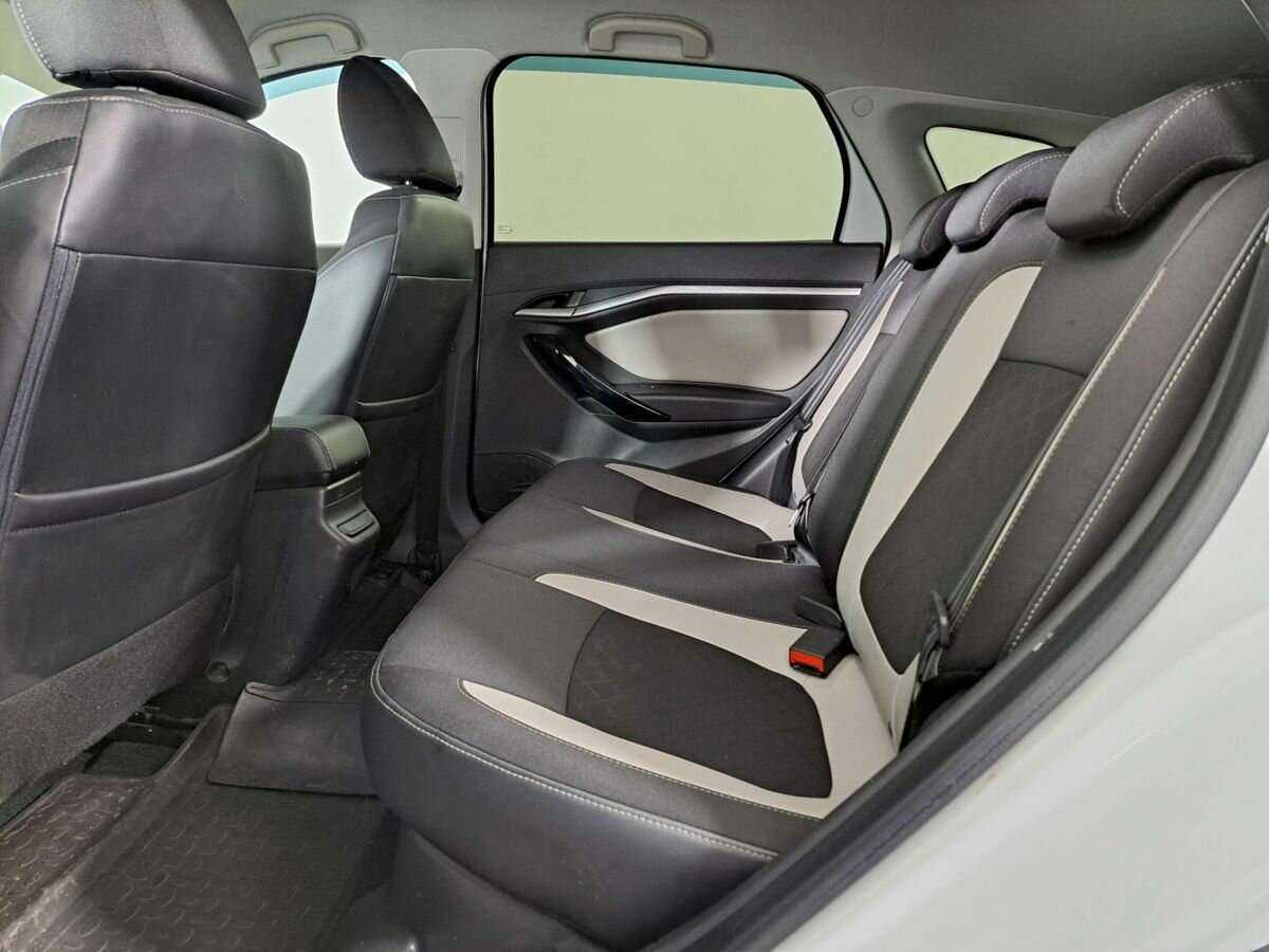 Lada (ВАЗ) Vesta 2018 года с пробегом. Фото: #9