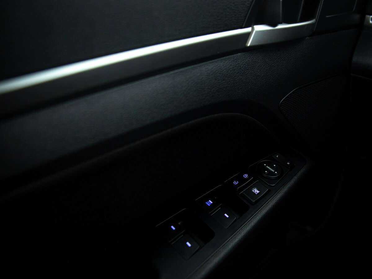 Hyundai Elantra 2020 года с пробегом. Фото: #18