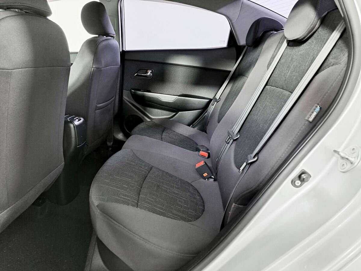 Kia Rio 2012 года с пробегом. Фото: #9