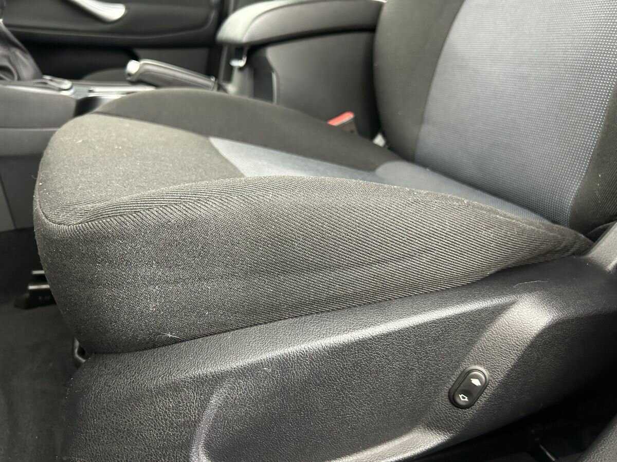 Ford Mondeo 2012 года с пробегом. Фото: #9