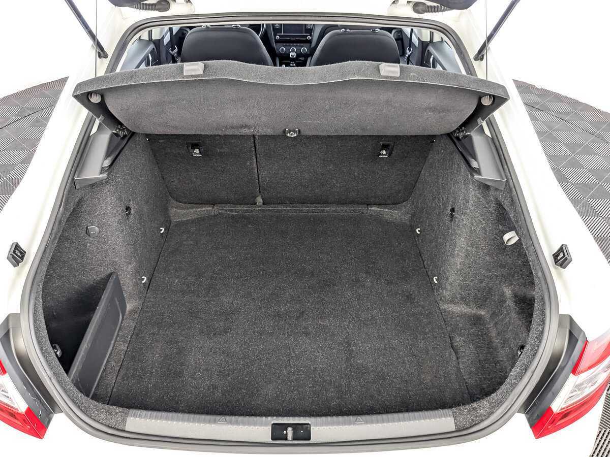 Skoda Octavia 2019 года с пробегом. Фото: #9