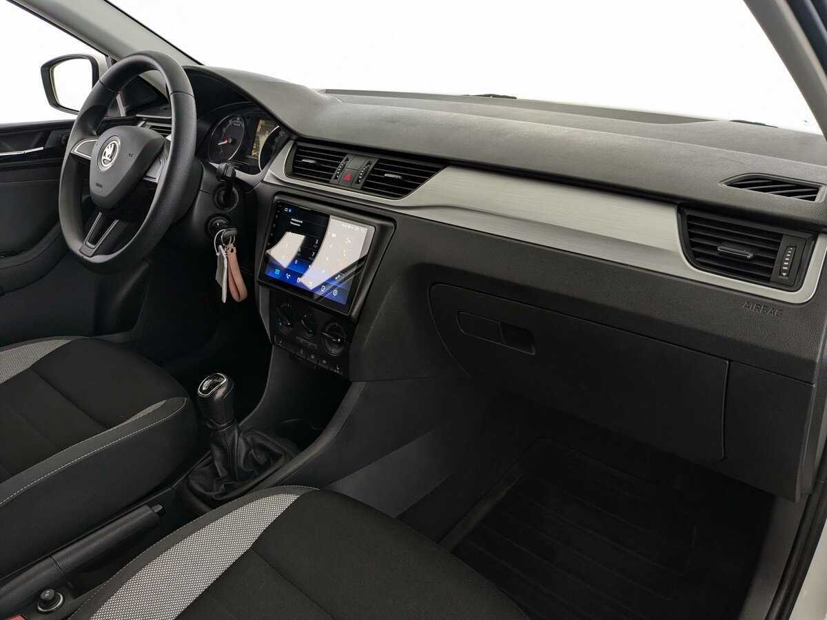 Skoda Rapid 2019 года с пробегом. Фото: #14