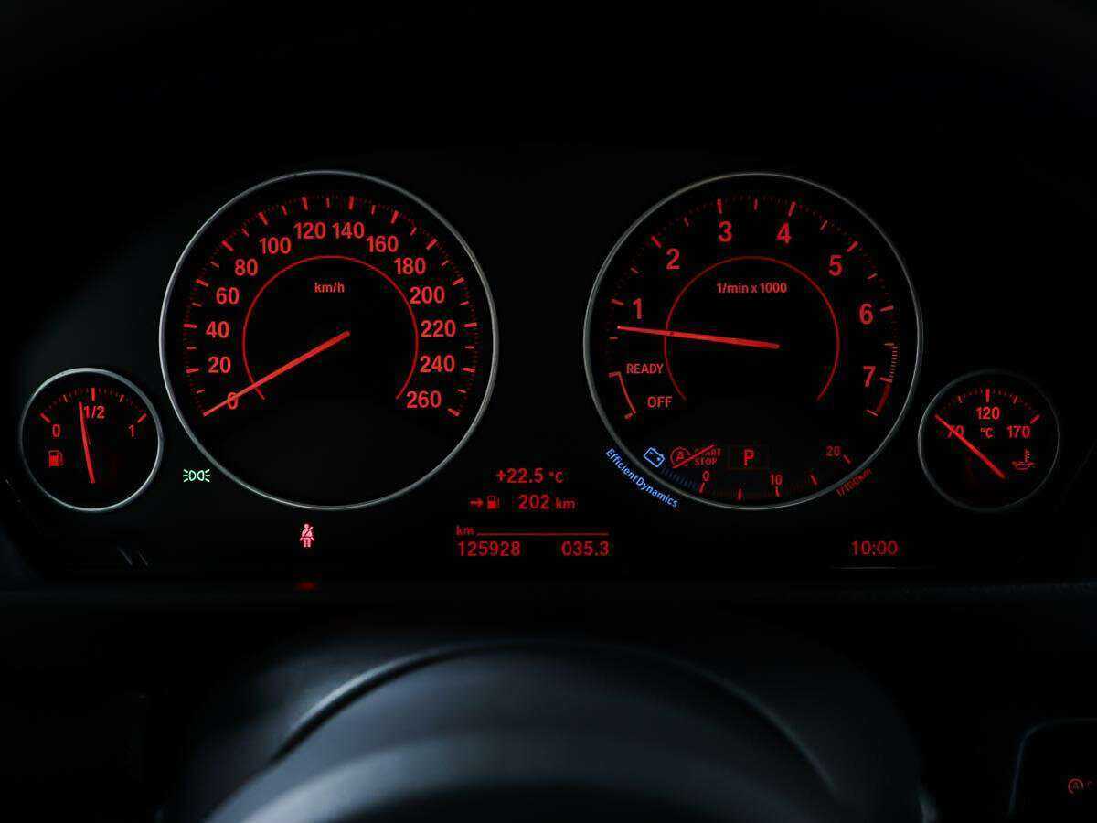 BMW 3 серии 2017 года с пробегом. Фото: #13