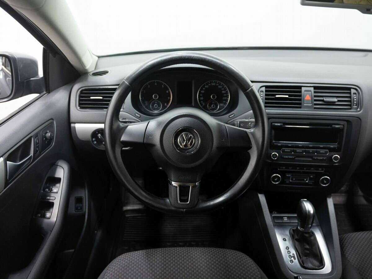 Volkswagen Jetta 2012 года с пробегом. Фото: #11