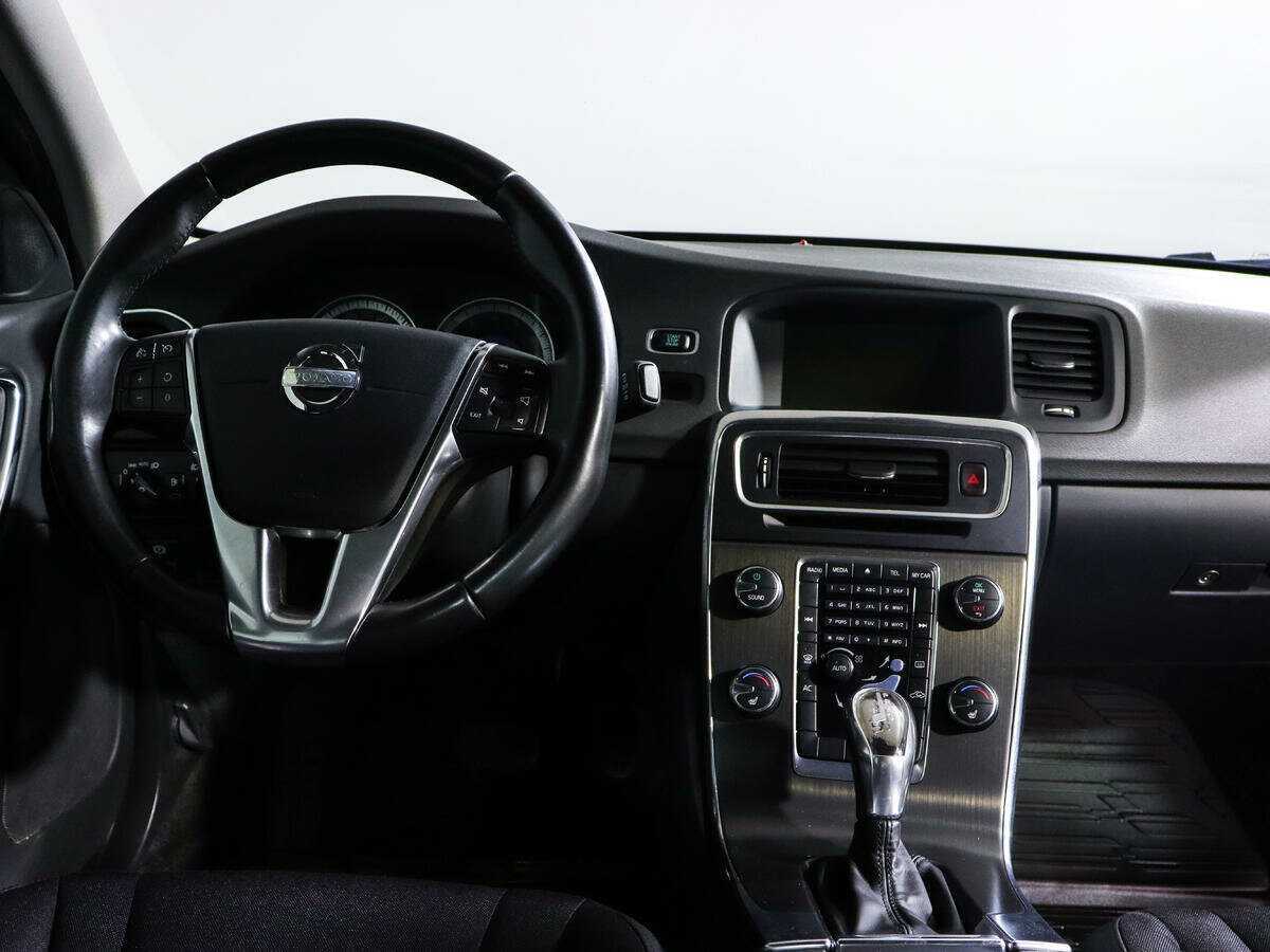 Volvo S60 2012 года с пробегом. Фото: #9