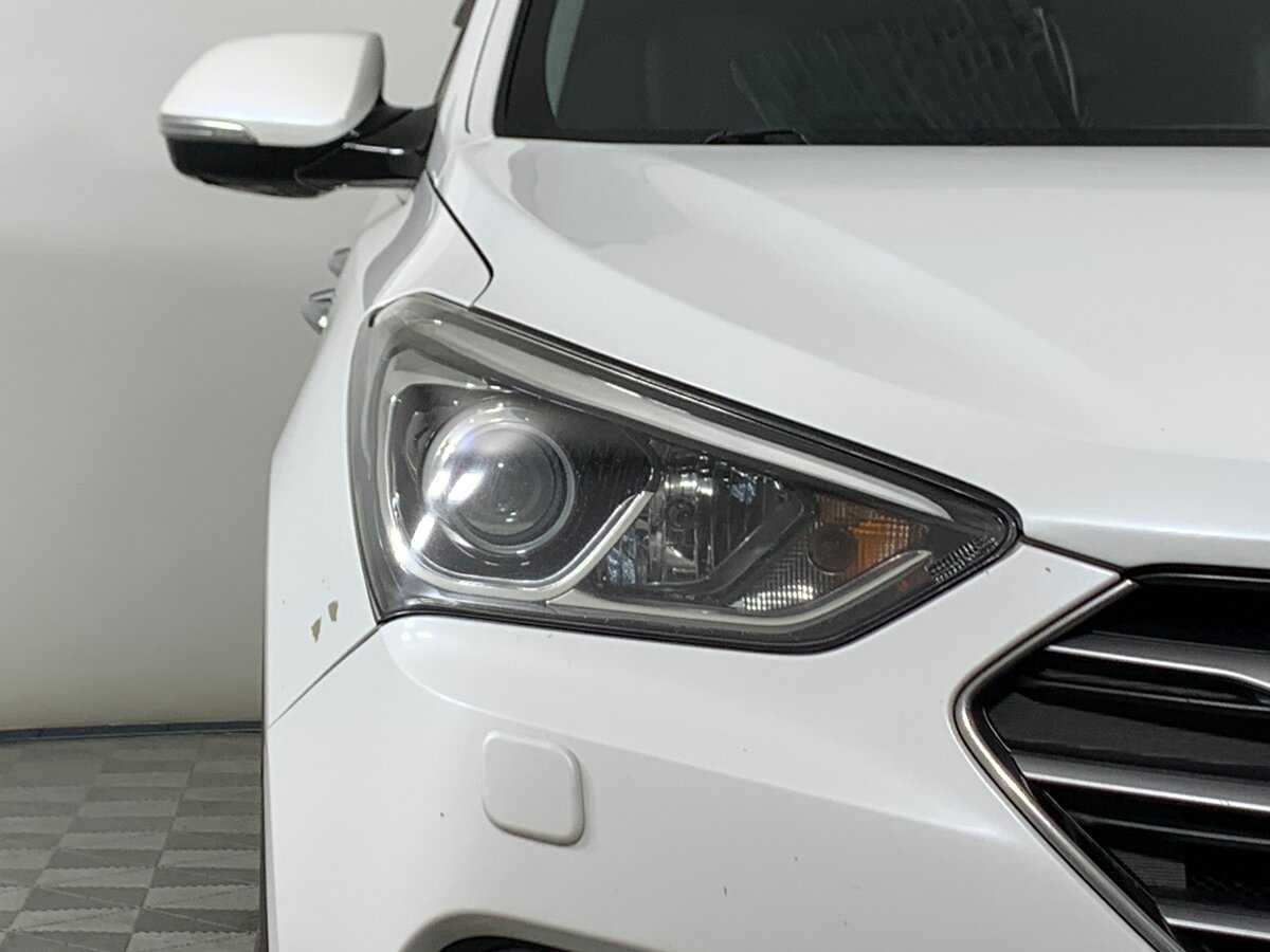 Hyundai Santa Fe 2017 года с пробегом. Фото: #9