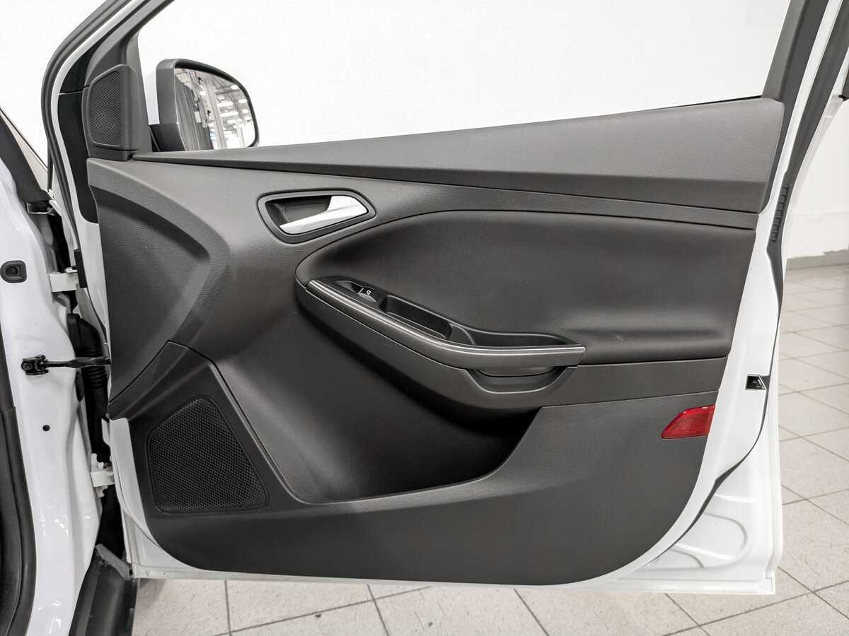 Ford Focus 2015 года с пробегом. Фото: #20