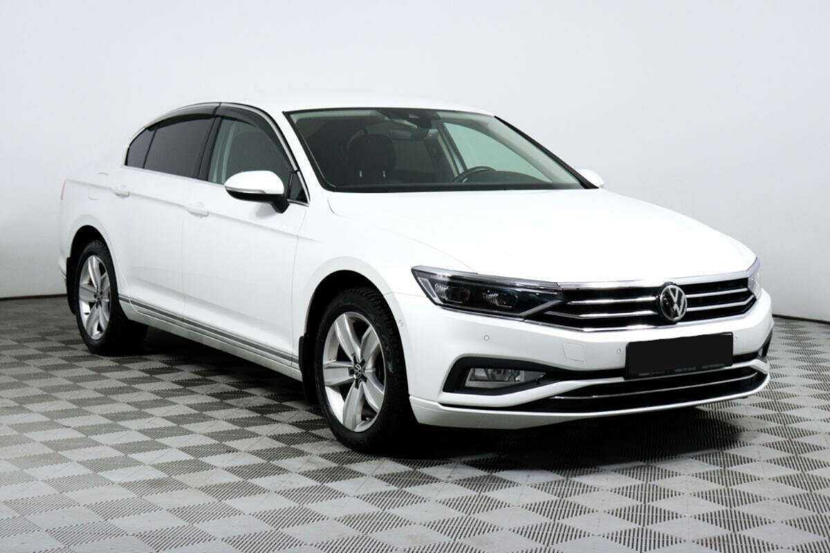Volkswagen Passat 2020 года с пробегом. Фото: #2