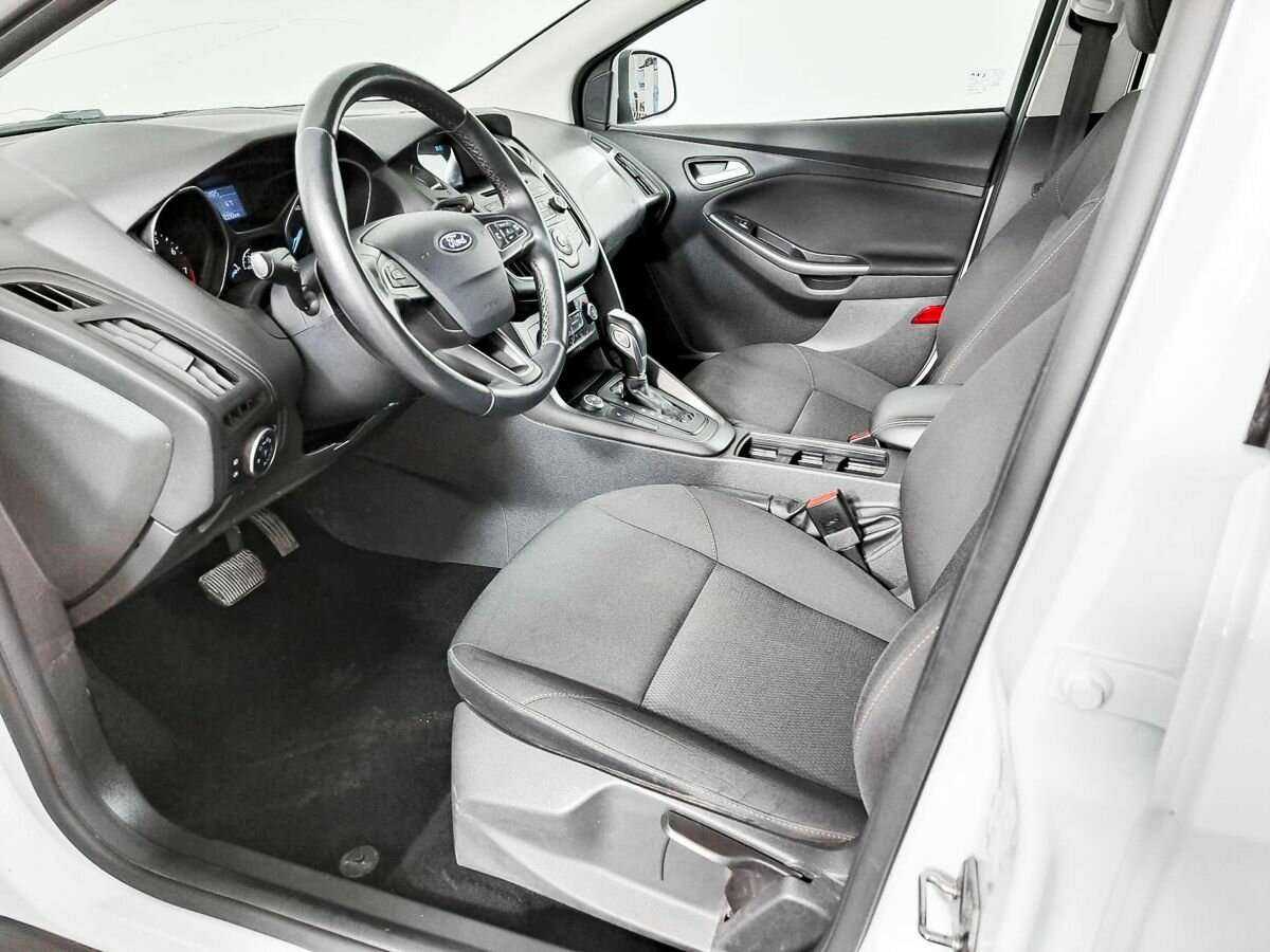 Ford Focus 2018 года с пробегом. Фото: #12