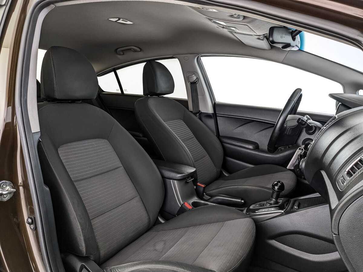 Kia Cerato 2019 года с пробегом. Фото: #19