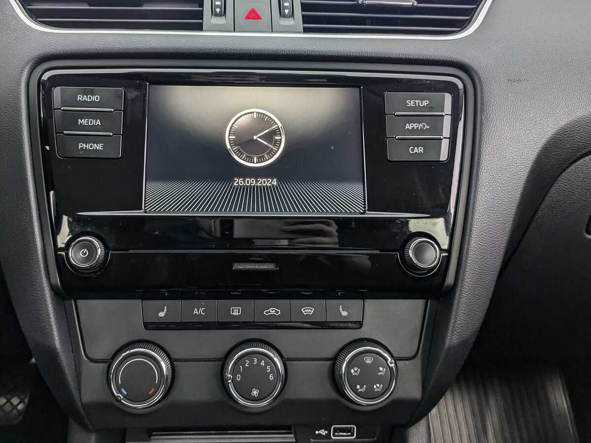 Skoda Octavia 2019 года с пробегом. Фото: #16