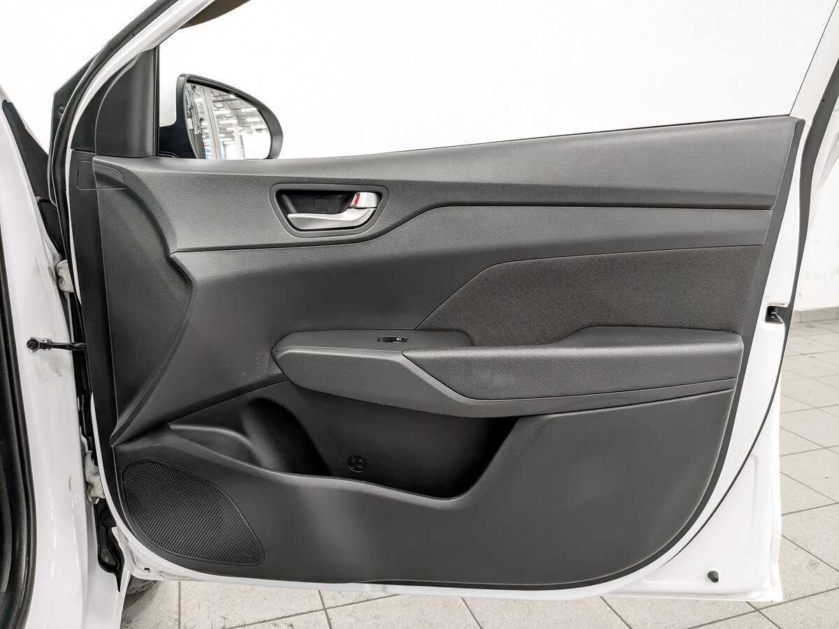 Hyundai Solaris 2021 года с пробегом. Фото: #23