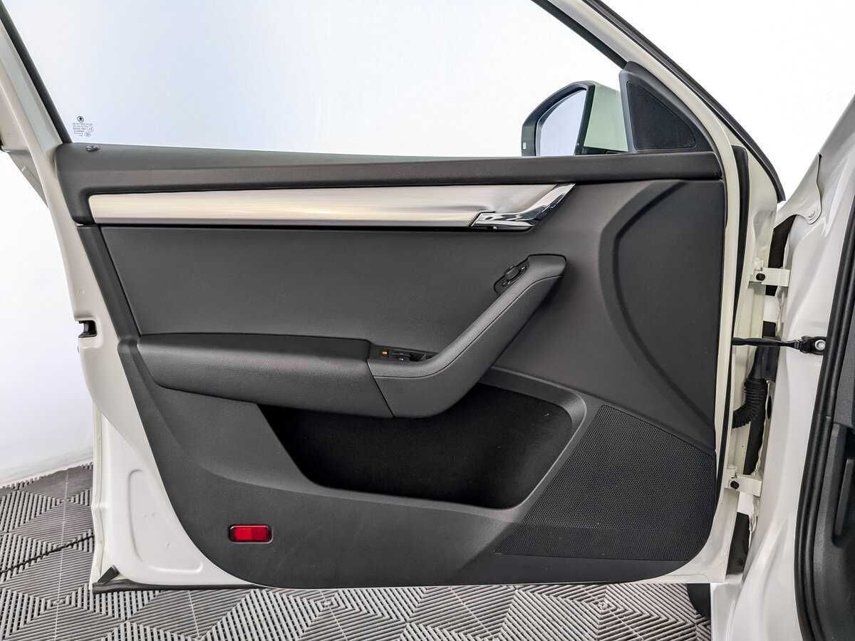 Skoda Octavia 2019 года с пробегом. Фото: #17