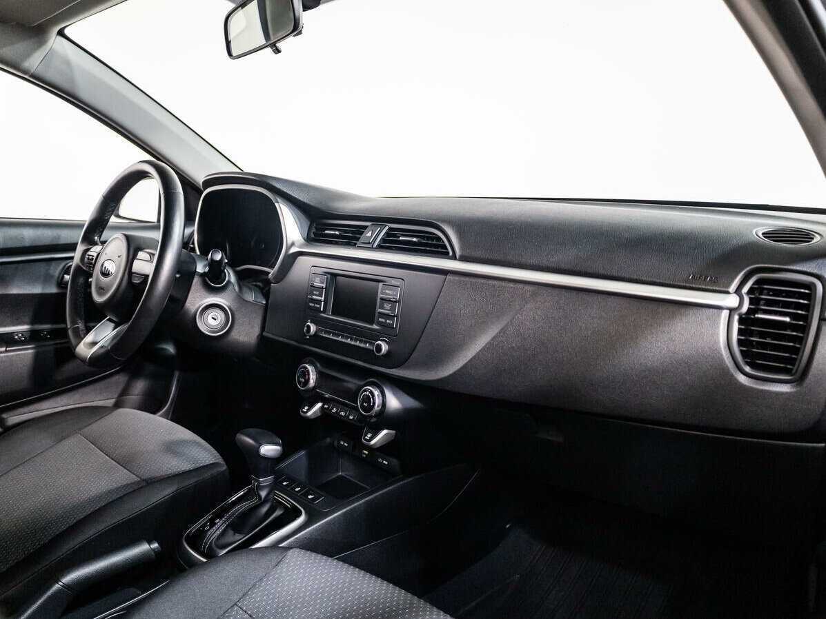 Kia Rio 2021 года с пробегом. Фото: #7