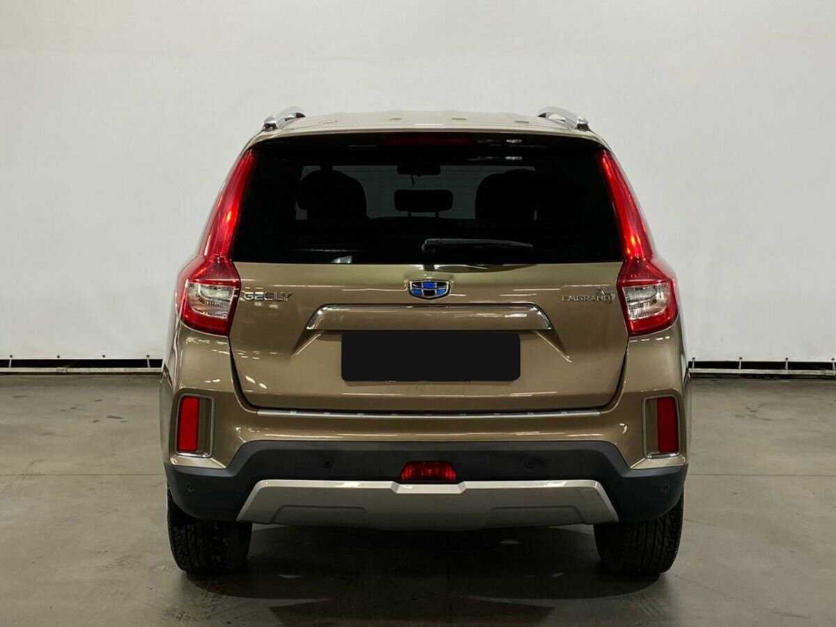 Geely Emgrand X7 2019 года с пробегом. Фото: #5