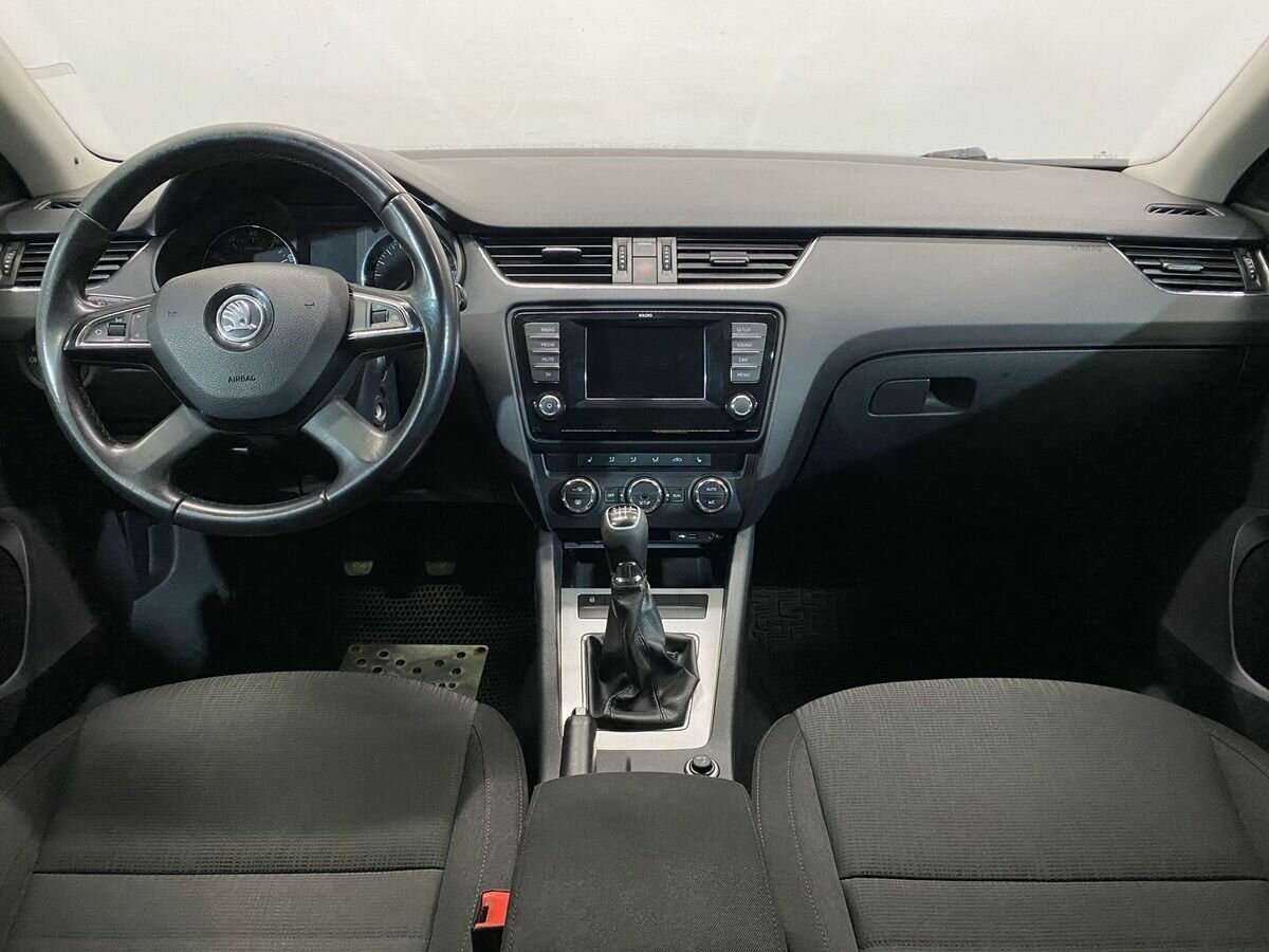 Skoda Octavia 2013 года с пробегом. Фото: #10