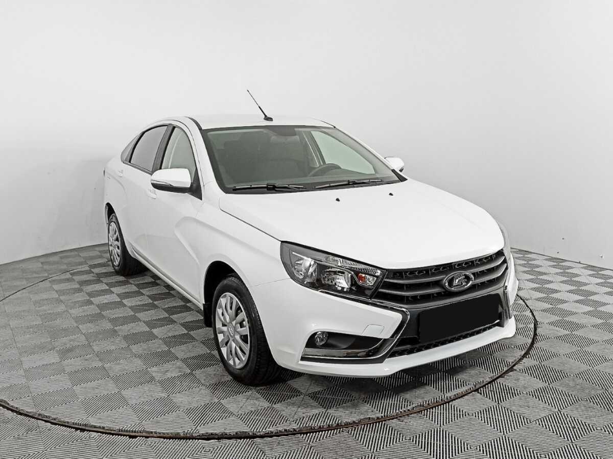 Lada (ВАЗ) Vesta 2022 года с пробегом. Фото: #2