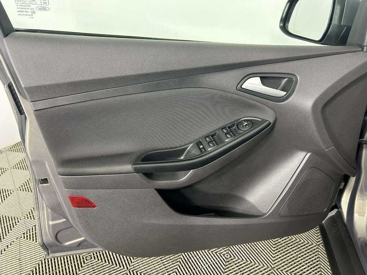 Ford Focus 2014 года с пробегом. Фото: #7
