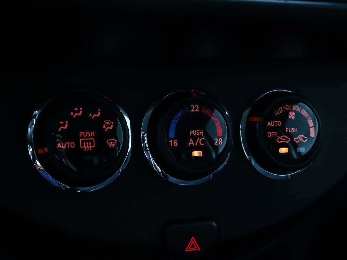 Nissan Note 2012 года с пробегом. Фото: #15