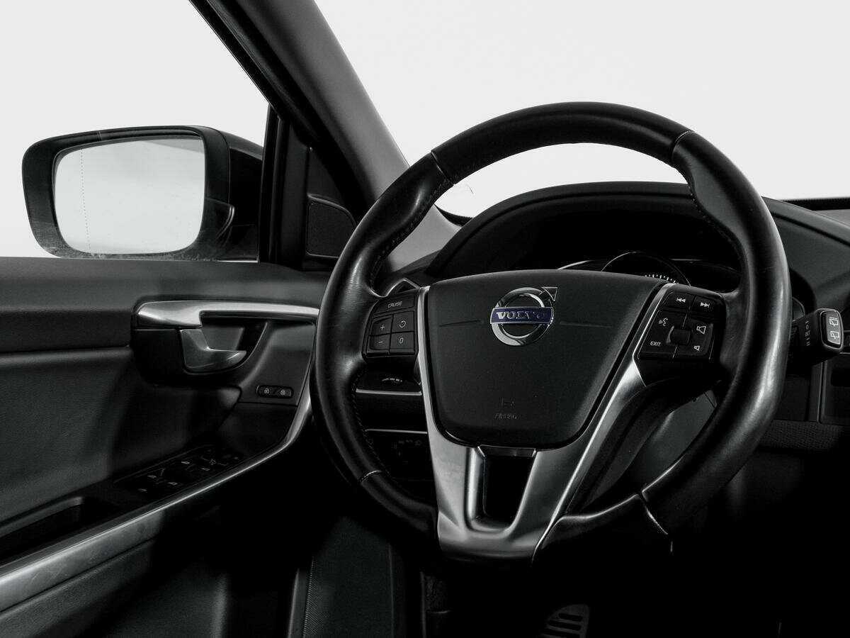 Volvo XC60 2016 года с пробегом. Фото: #12