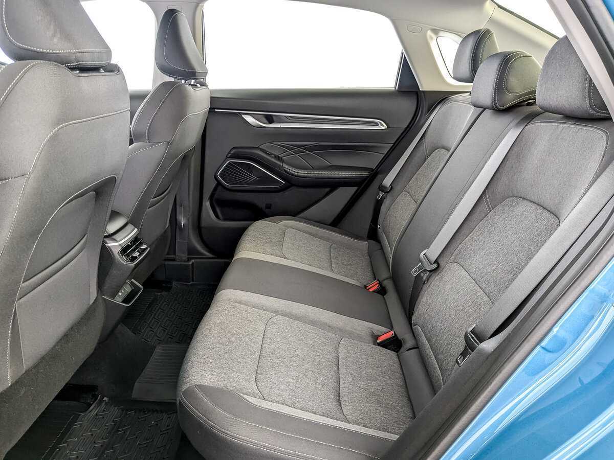 Geely Emgrand 2023 года с пробегом. Фото: #11