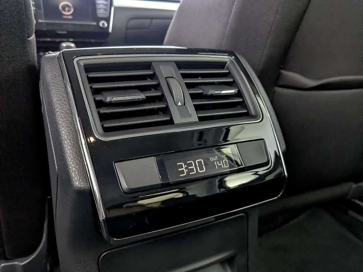 Skoda Superb 2019 года с пробегом. Фото: #20