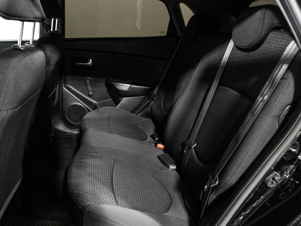 Kia Rio 2015 года с пробегом. Фото: #9