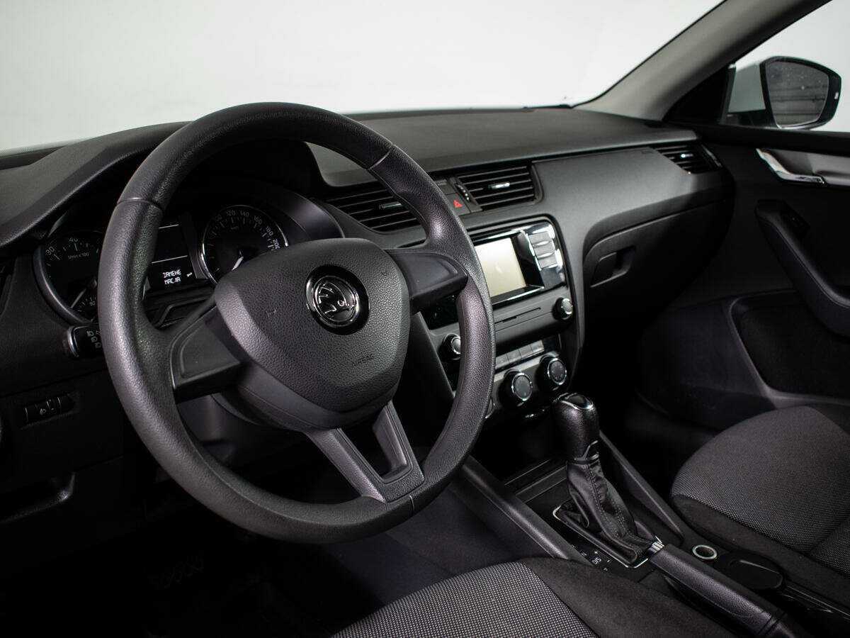 Skoda Octavia 2016 года с пробегом. Фото: #9