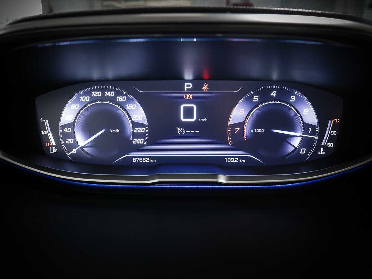 Peugeot 3008 2017 года с пробегом. Фото: #13