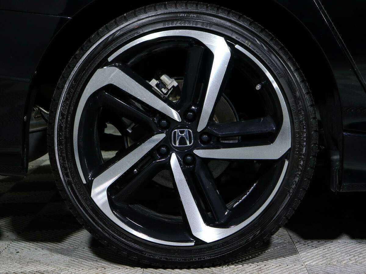 Honda Accord 2022 года с пробегом. Фото: #12