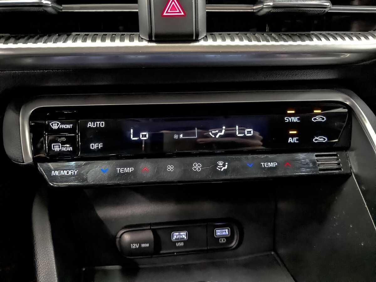 Kia K5 2021 года с пробегом. Фото: #23