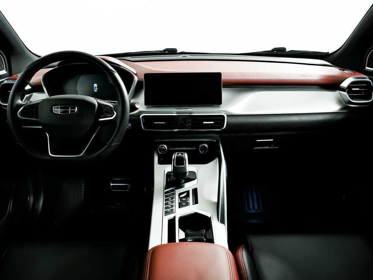 Geely Coolray 2022 года с пробегом. Фото: #10