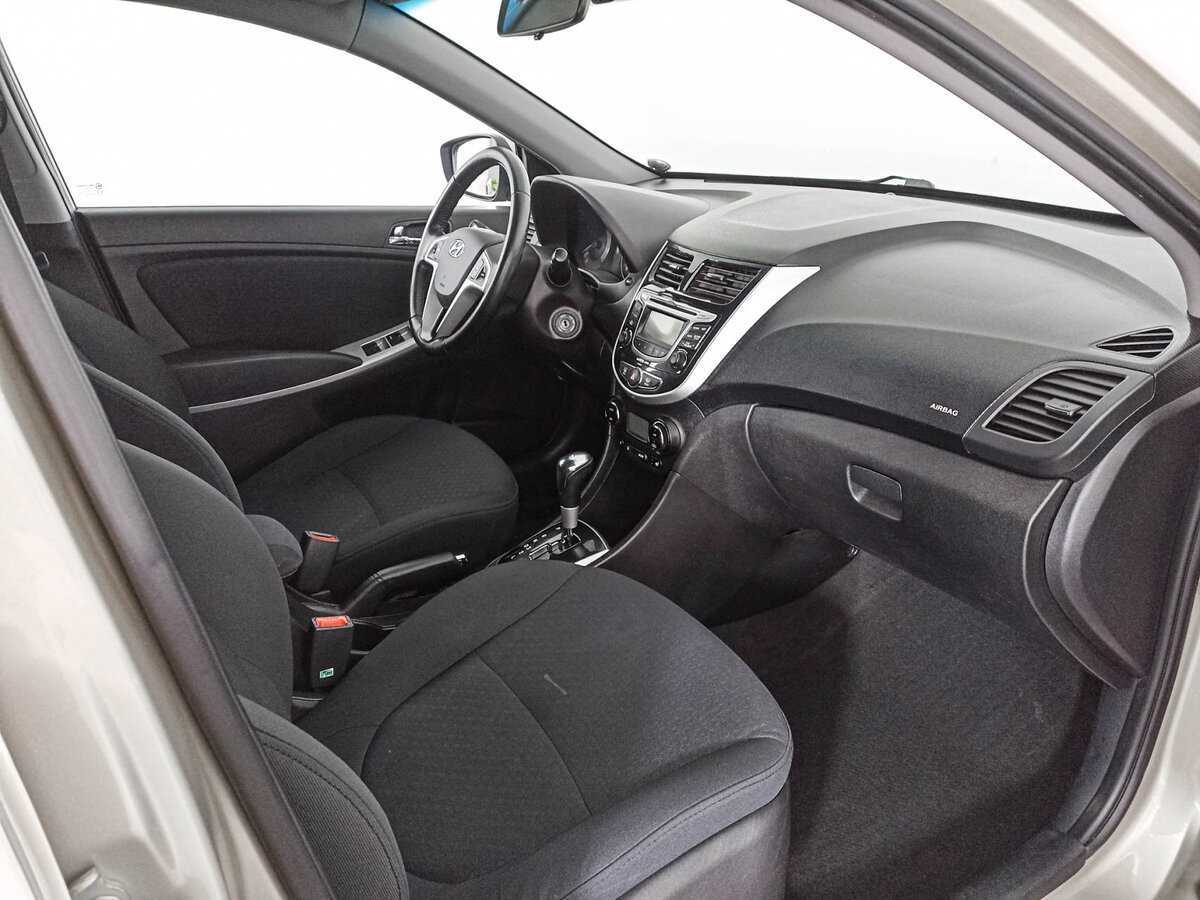 Hyundai Solaris 2012 года с пробегом. Фото: #8
