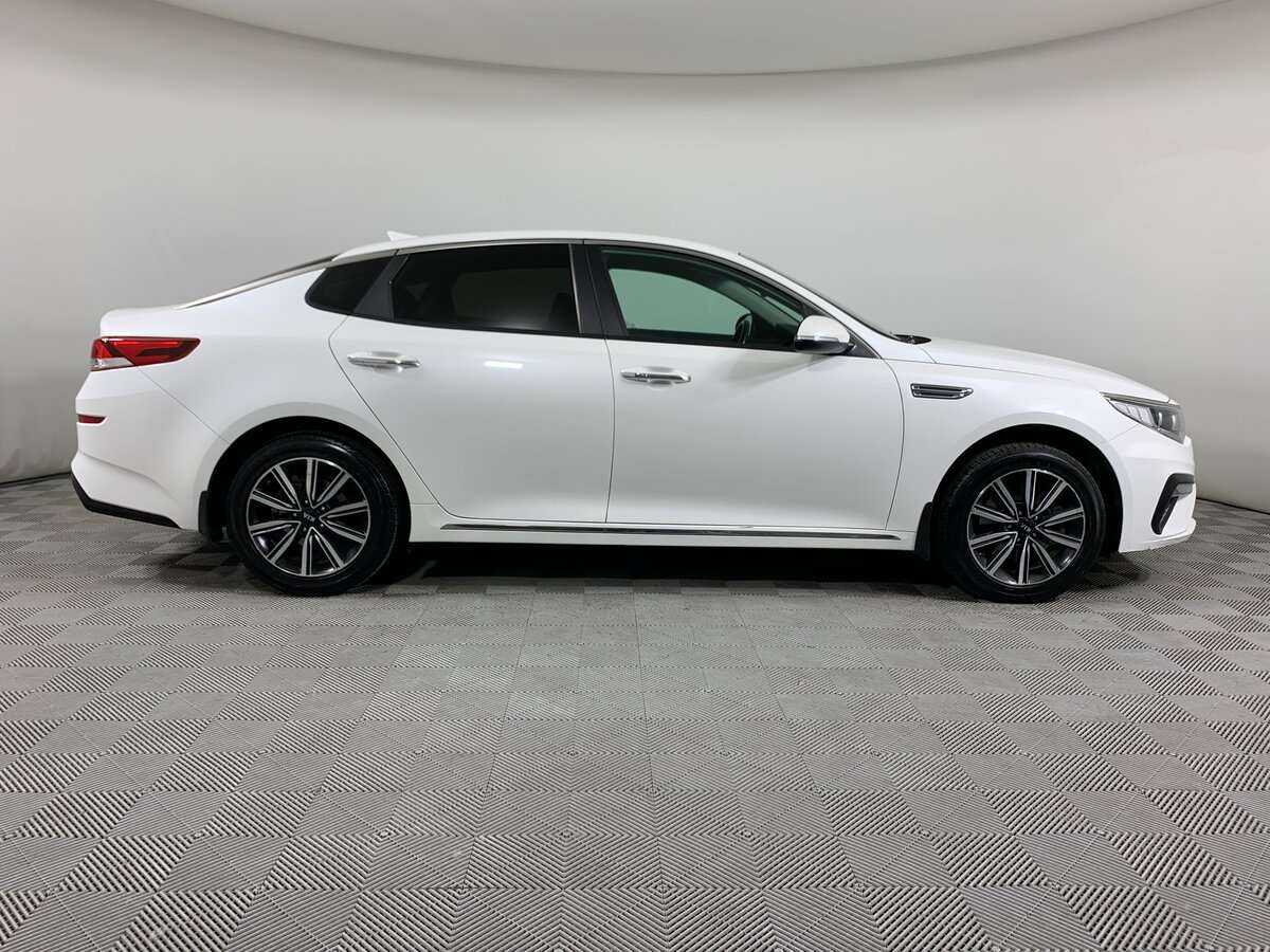 Kia Optima 2018 года с пробегом. Фото: #3